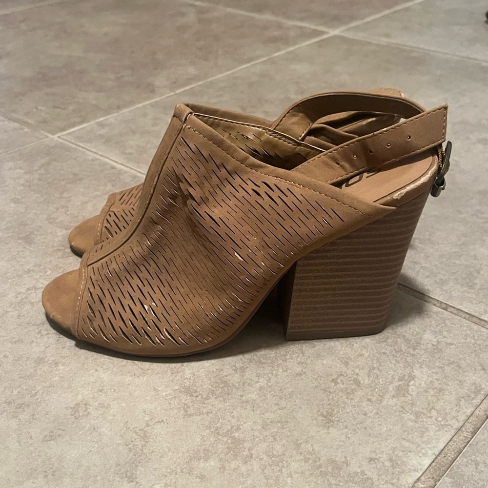 Soda Brown Peep Toe High heels